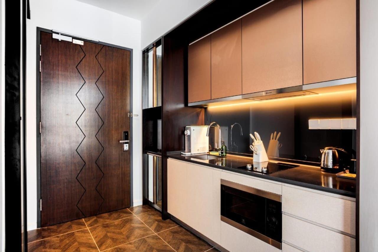 Scarletz Suites Klcc By Gc Luxury Suites Kuala Lumpur Exterior foto